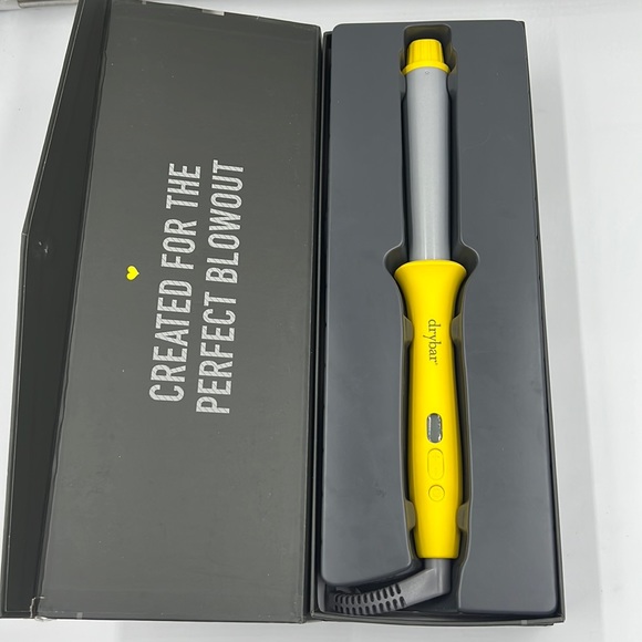 Drybar Wrap Party Gently used like New - Picture 2 of 3